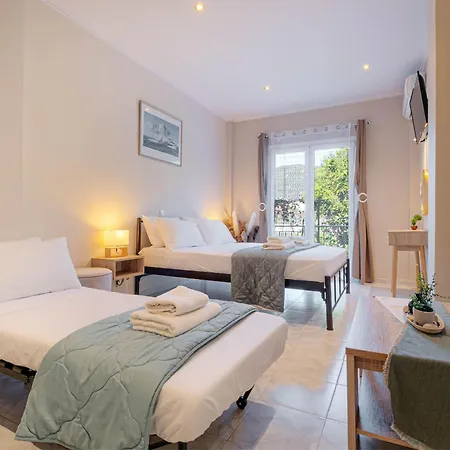 Ionelia Studio At Ipsos Beach 아파트 *